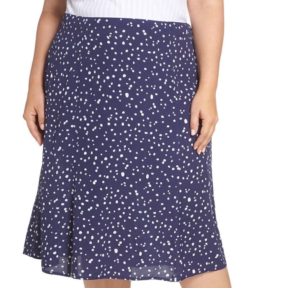 Leith Navy & White Peacoat Button Dots Skirt, NWT
